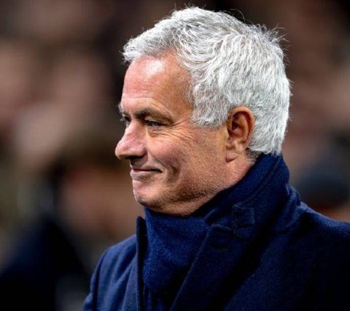 一场2-0！让穆帅欧冠首胜：后3轮对3大豪门，赢2场有望进附加赛